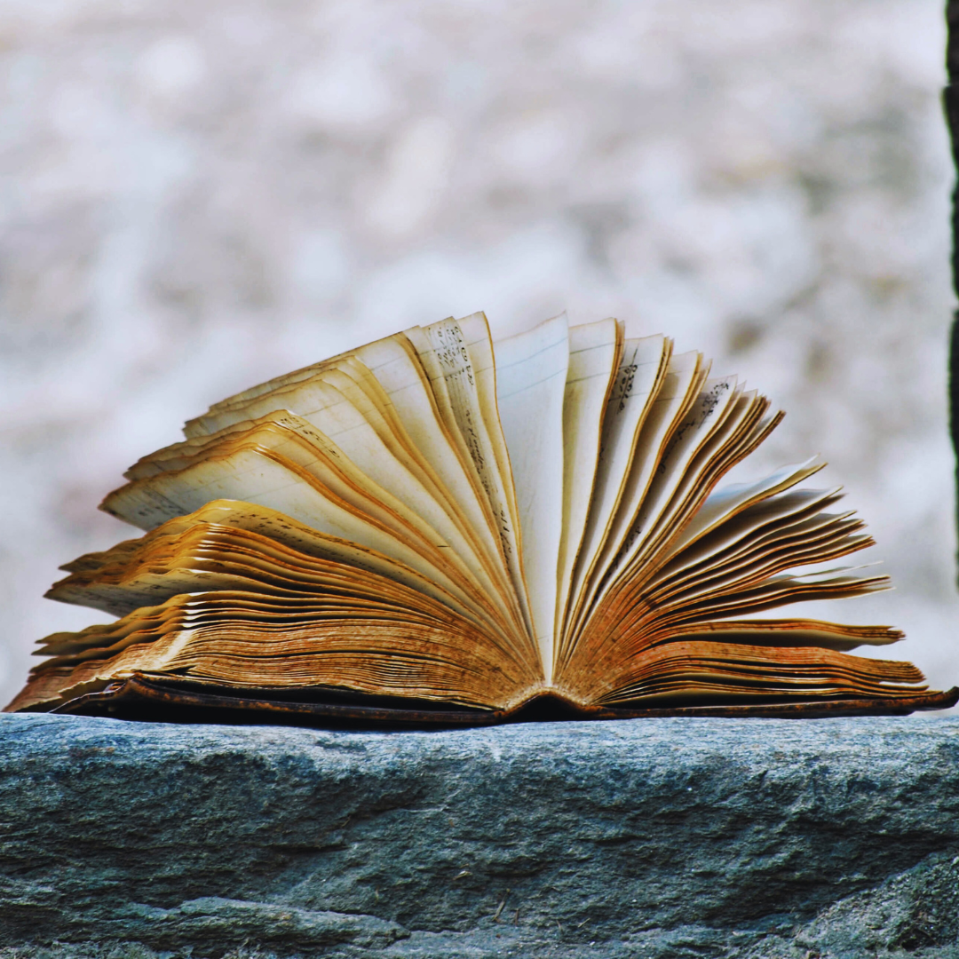 Tips for Crafting a Compelling Short Story: Essential Techniques for Engaging Narratives
